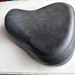 2003 Harley Sportster 883 Stock Seat
