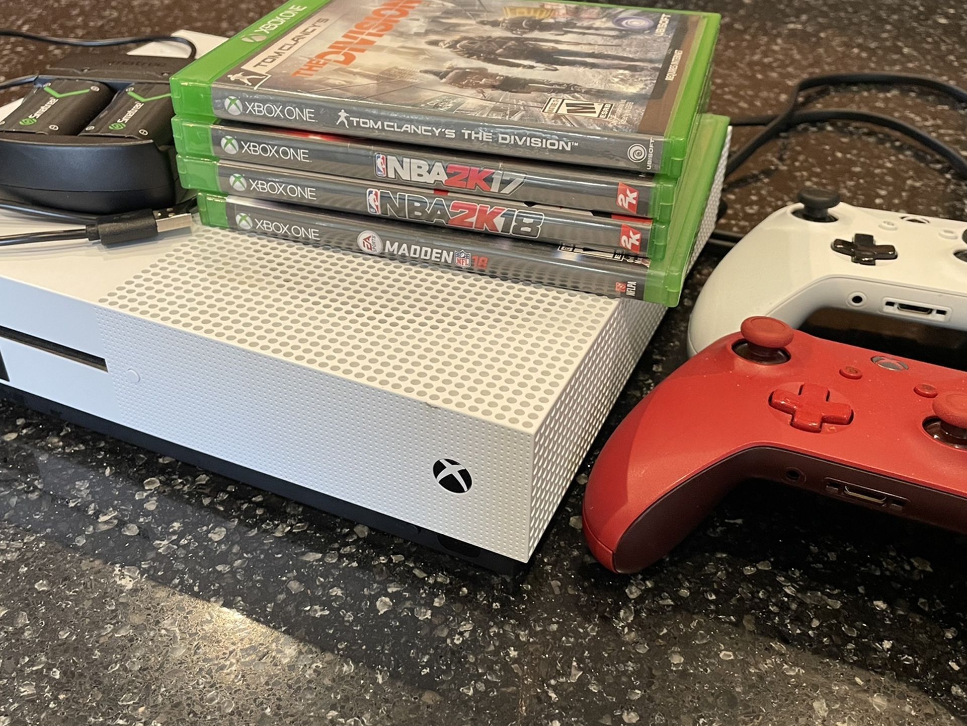 Xbox One S Bundle