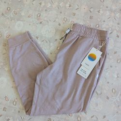 NWT Vuori- Performance Jogger Dogwood Heather Small