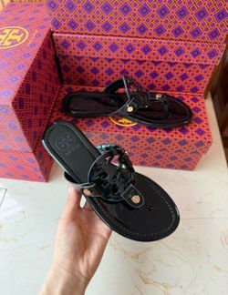 Summer sandals and slides lmk