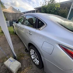 Nissan Altima 