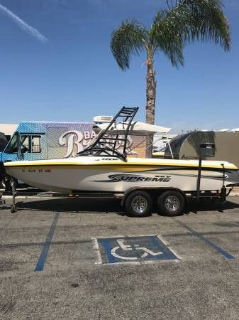 2003 SKY SUPREME 220SP WAKEBOARD BOAT2 -