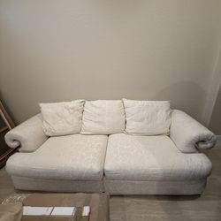 Traditional style white/ ivory floral embroidered fabric sofa, EXCELLENT condition 