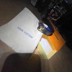 Lv Bracelet 