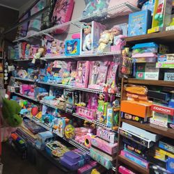 💥 LOTS OF ITEMS FOR SALE. HOLIDAYS ARE COMING ALSO.  COME SEE ME. NO OBLIGATIONS,  COME LOOK.