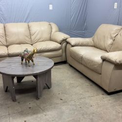 🛋️💥 Beige Leather Sofa And Love Seat 💥 Free Delivery And Financing Available!