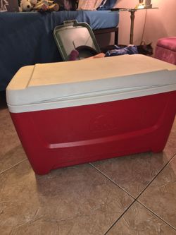 Igloo Red Hard Cooler