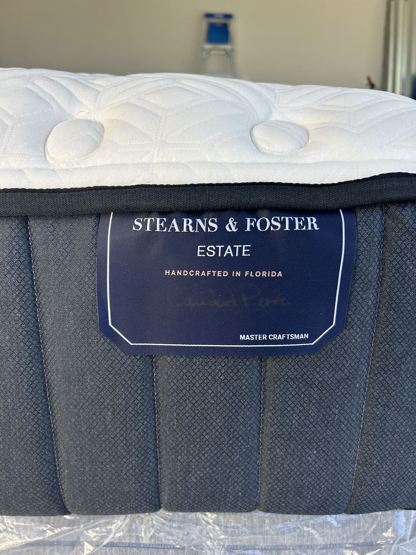 King Stearns & Foster never slept on used to stage home i can deliver or come see first Luxury Firm Retail $2,989 Your Price $975