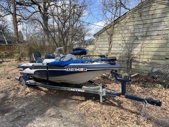 Nitro Tracker 17’ 2001