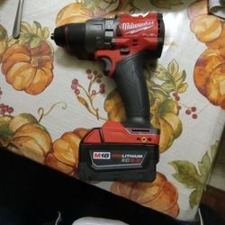New Milwaukee 4th Generation Hammer Drill With A 5.0 Battery
