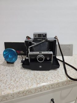 Polaroid Automatic 250 Land Camera