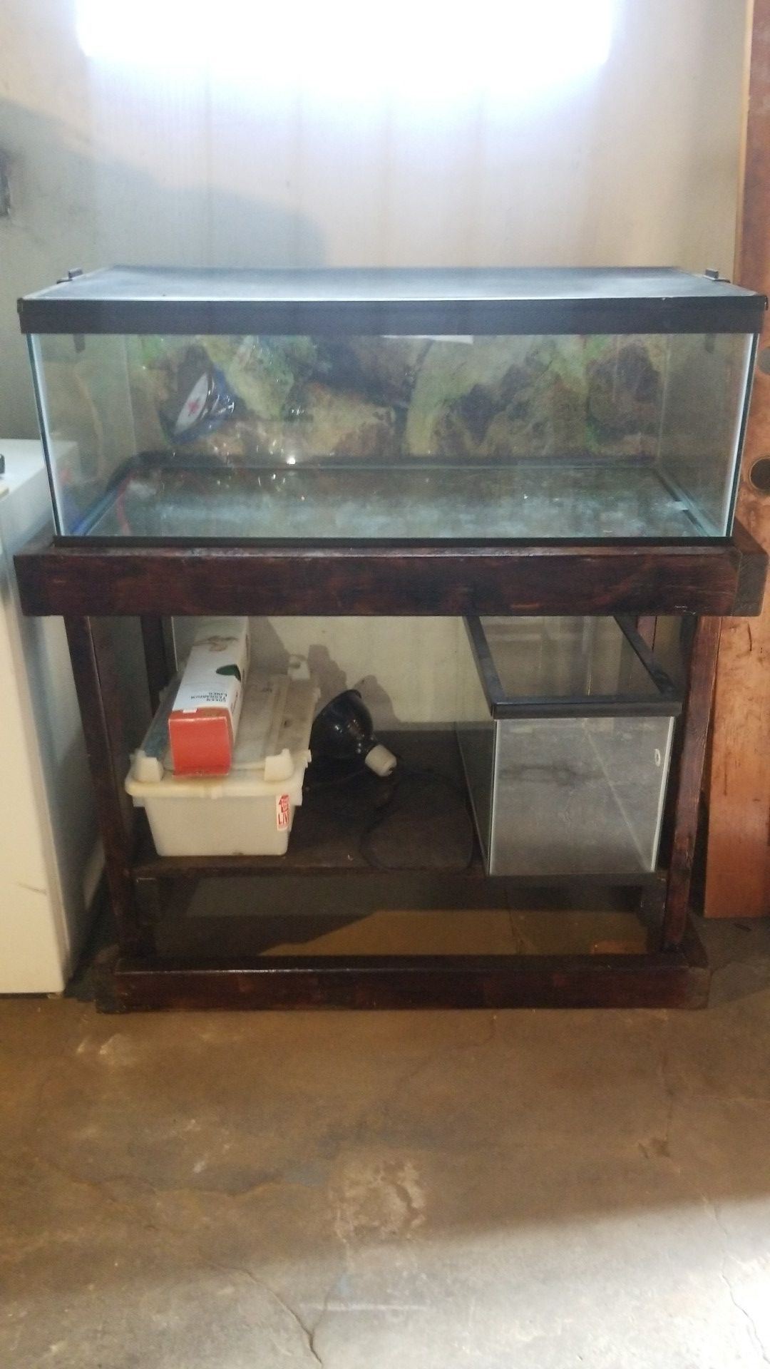 35 gal tank with stand. & 20 gal tank