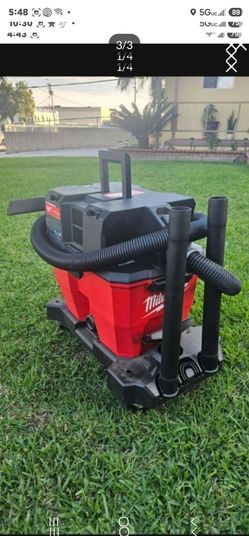 Milwaukee M18 Cordless Wet/Dry Vacuum