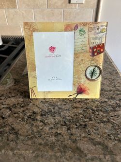 Fashion Craft Travel-Themed Picture Frame
