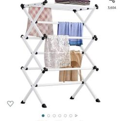 White Floding Clothes Hanger 