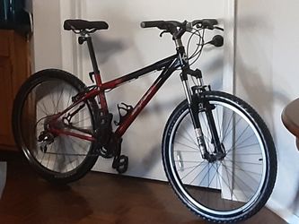 Garry FISHER. Wahoo  Genesis  26  M Frame 24 Speed