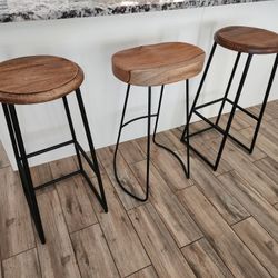Wooden Bar Stools With Metal Legs