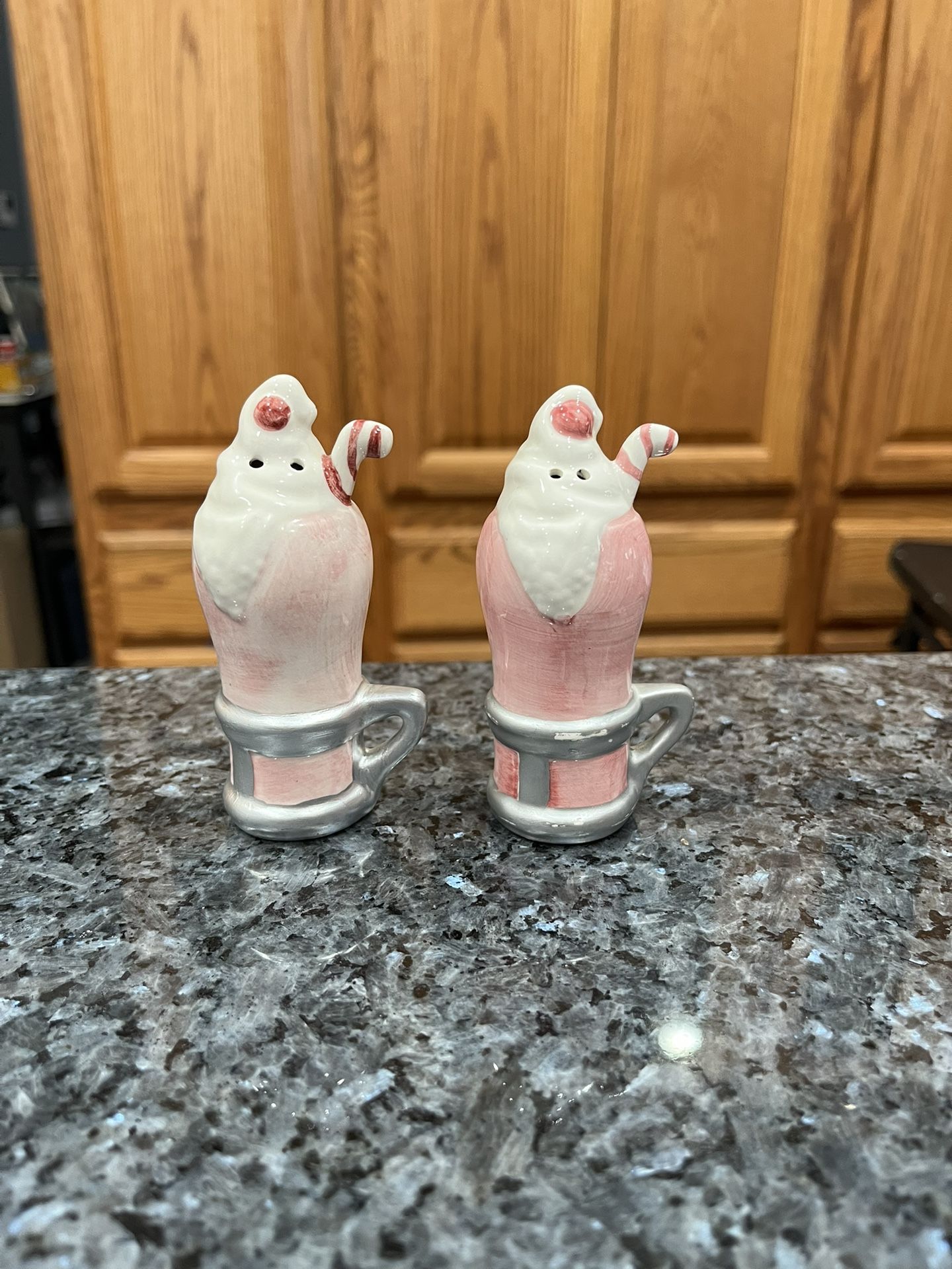 Vintage Ceramic Soda Float Pair of Salt and Pepper Shakers. Size approximately 4 inches tall. Preowned has minor paint wear due to age