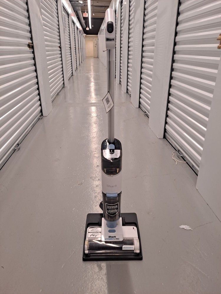 Shark HydroVac Cordless Pro XL – 3-in-1 Vacuum, Mop & Self-Cleaning (Used Only Twice – Like New!