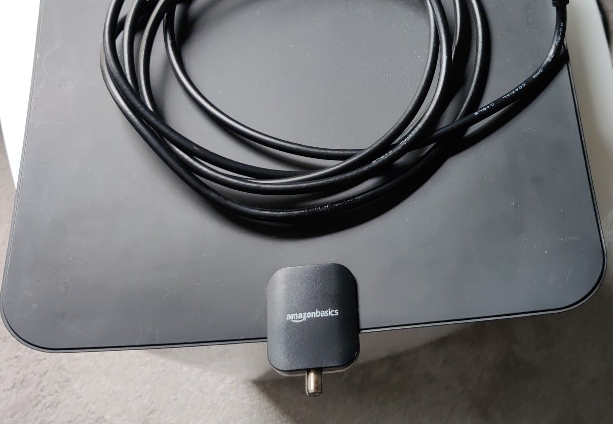 Indoor HDTV Antenna with 10 Ft Coax Cable