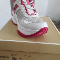 Michael Kors,Pink ,6