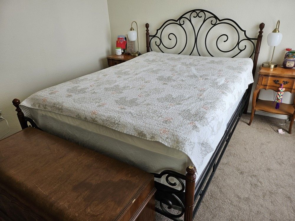 Iron Queen Bedroom Set ( W/ Mattress & Box Spring)