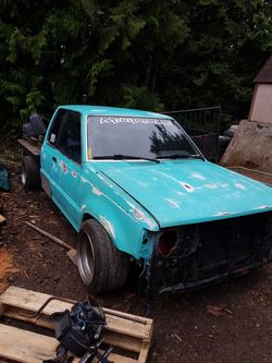 1987 Mazda B2000 parts only
