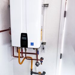 Navien Tankless Water Heater for Sale in Phoenix, AZ - OfferUp