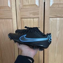 Nike Tiempo Legend 9 Elite FG Black Soccer Cleat CZ8482-004 Size 5 Men / 6.5W