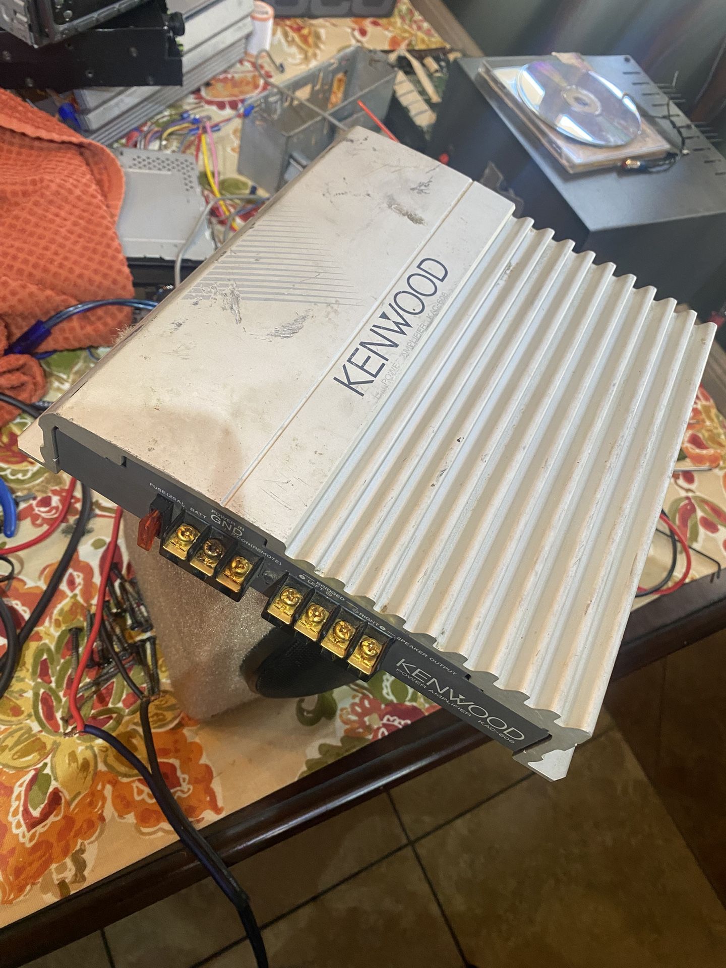 OLDSCHOOL KENWOOD AMP Made In Mexico Check Pics.