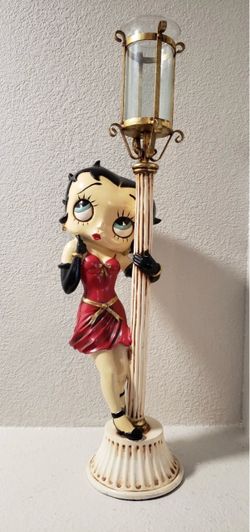 Betty Boop with Lamp Post Statue 33” Brand new