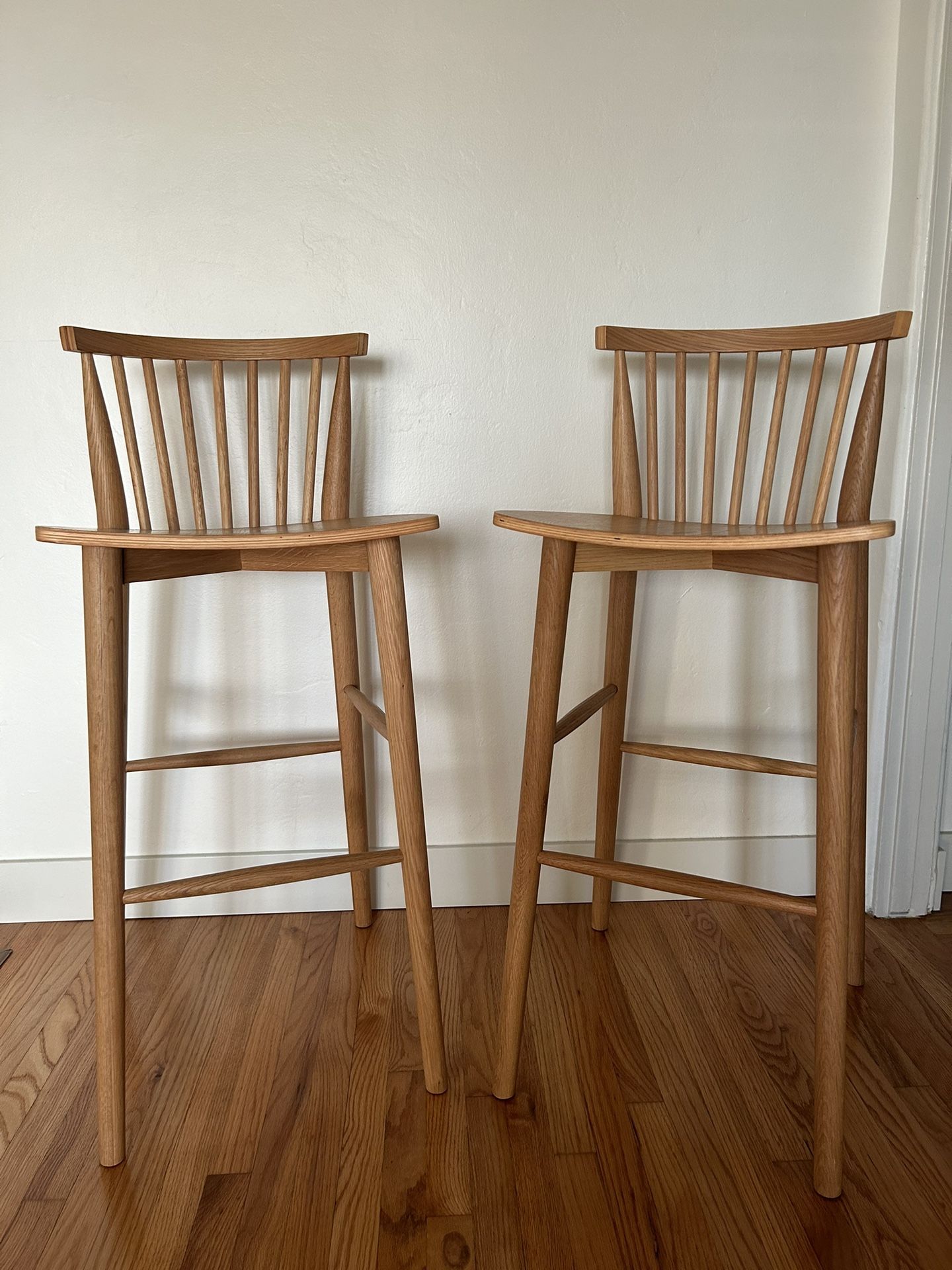 Article 2 Rus Light Oak Bar Stools