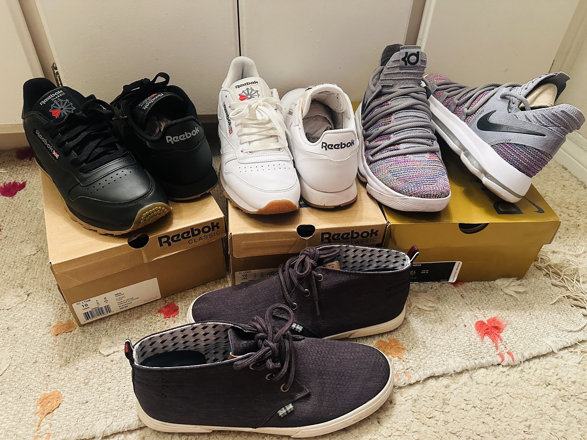 Men’s Shoes (Nike, Reebok)