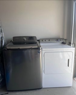 Samsung Washer AND General Electric Dryer