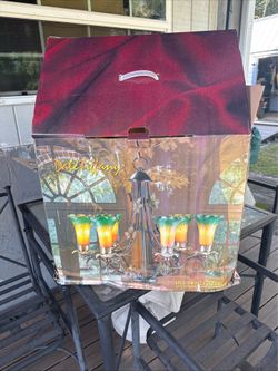 Dale  Tiffany chandelier