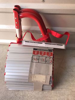 Collapsable emergency Escape ladder