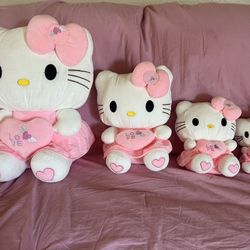 Plushies Diferents  Size  And Diferents Prices 