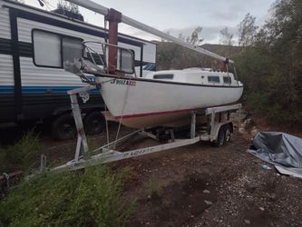 19 ft Pacific dual axle sailboat trailer 19ft with cal 24 sailboat