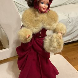 VTG VICTORIAN   1994 BARBIE DOLL