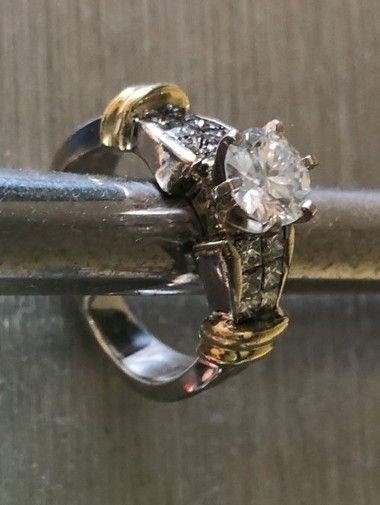 18k Gold Wedding Engagement Ring