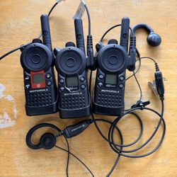 Motorola TWO - WAY RADIOS 