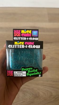 Needoh Nice Cube Glitter and Glow 100% authentic