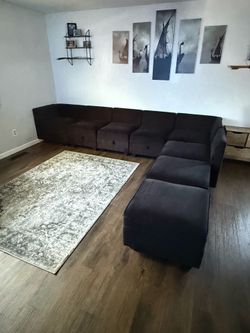 Modular sectional sofa with storage