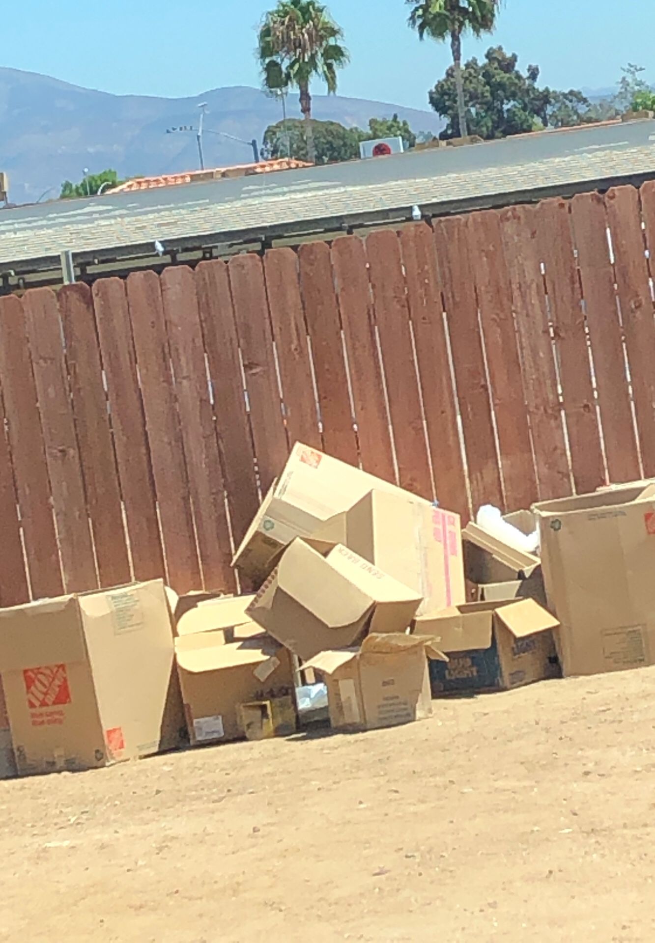 Free Boxes! Must pick up in Chula Vista. First come takes all! I’ll remove post when they’re gone. Thanks!