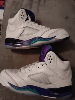 Air Jordan 5 Retro Grape Sneakers 4Y