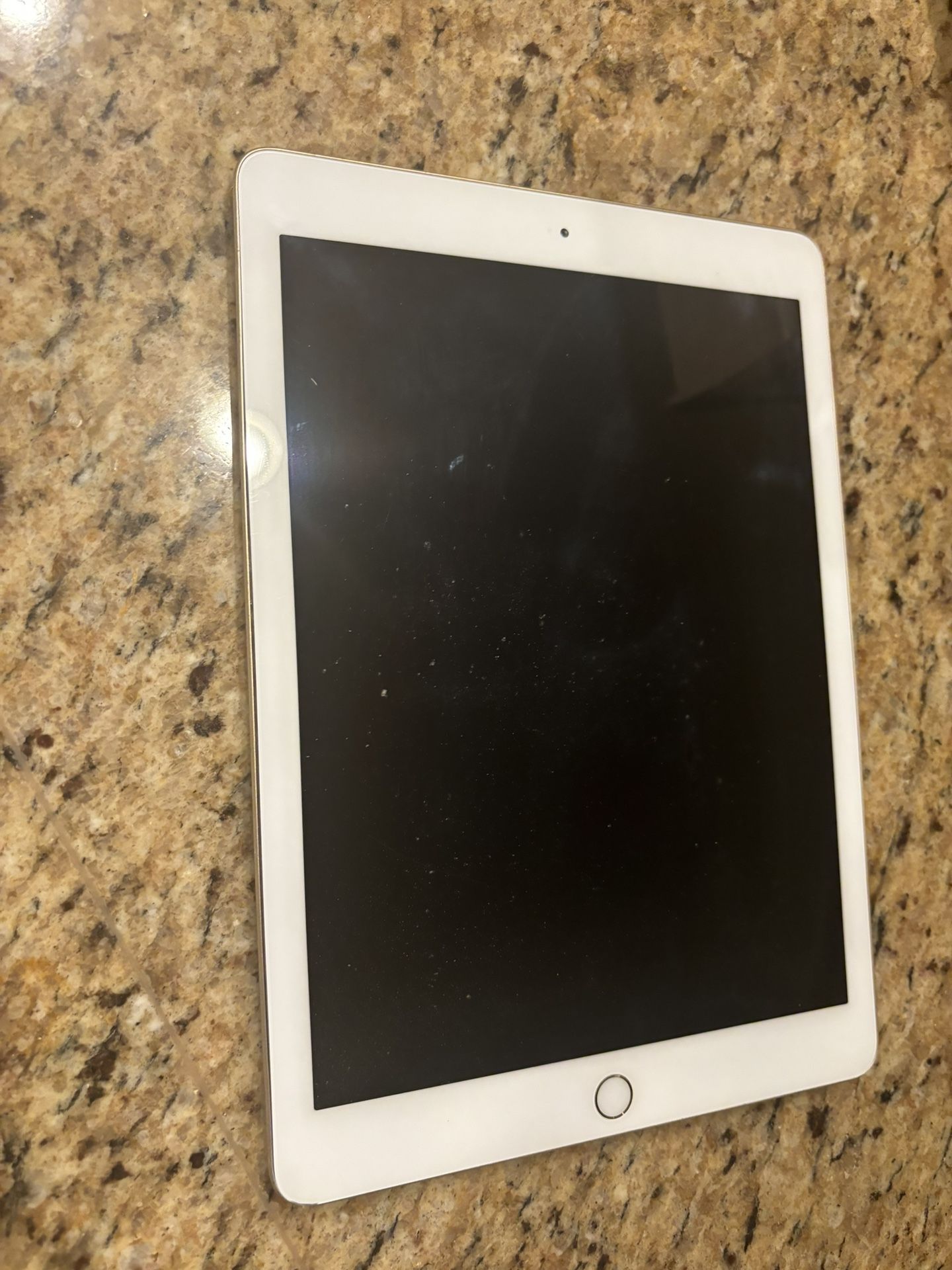 iPad 5th, 32gb, Gold