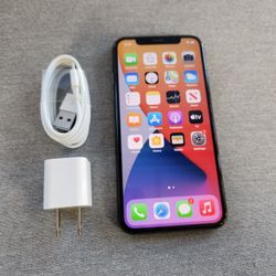 iPhone X 256gb - UNLOCKED - Like New  