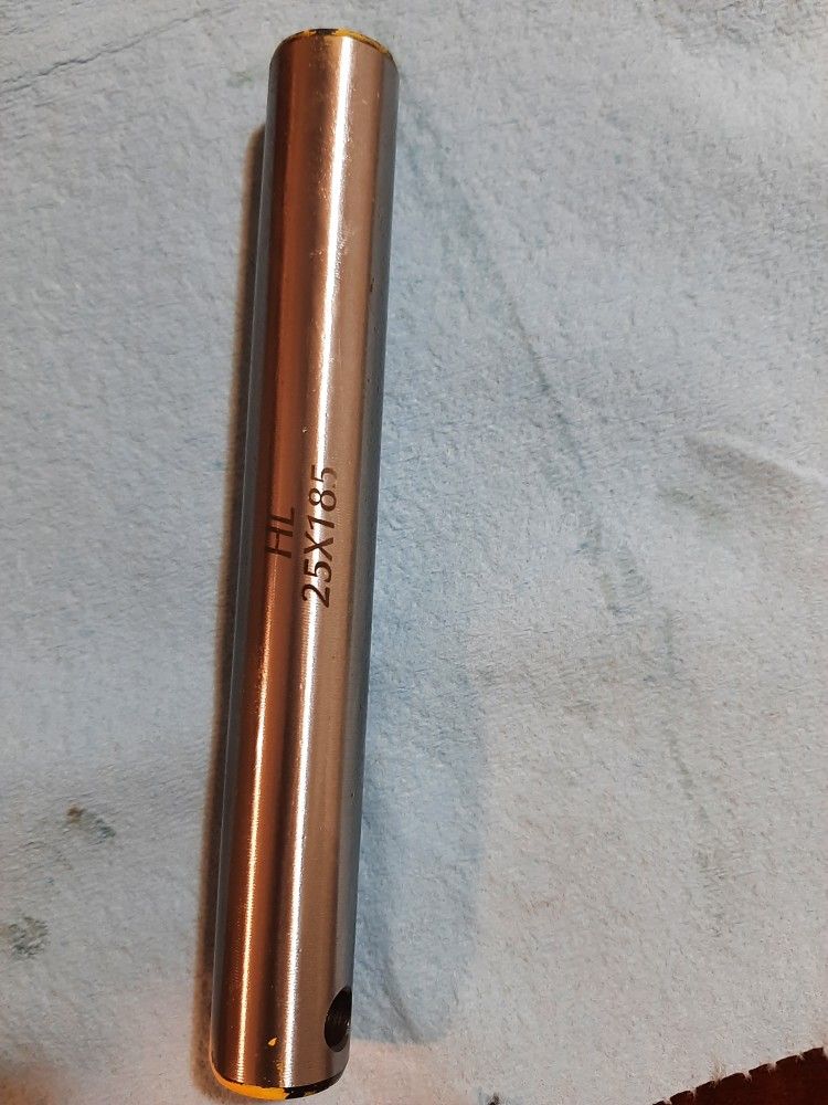 New universal excavator attachment/bucket pins 25MM x 185MM