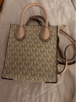 Micheal Kors purse