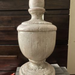 Decorative/Statue